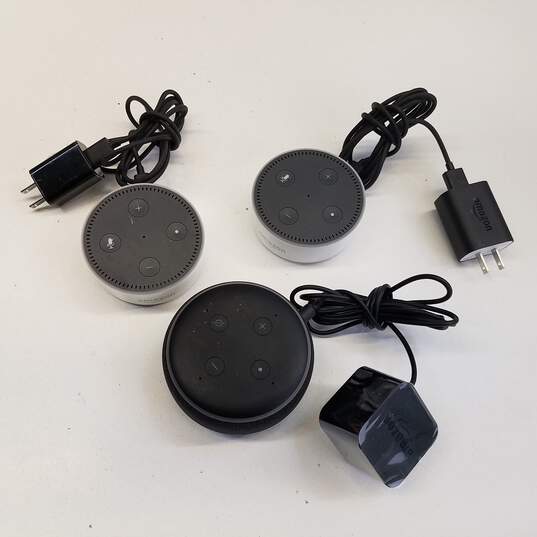 Bundle of 3 Amazon Smart Speakers image number 3
