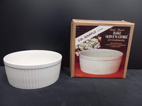 Vintage Bake Serve'n Store Stoneware 2 Qt. Souffle Dish In Box image number 1