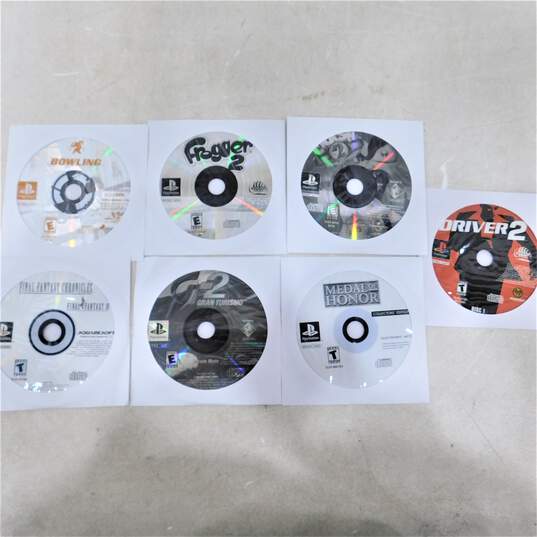 Lot Of 13 PS1 Games image number 3
