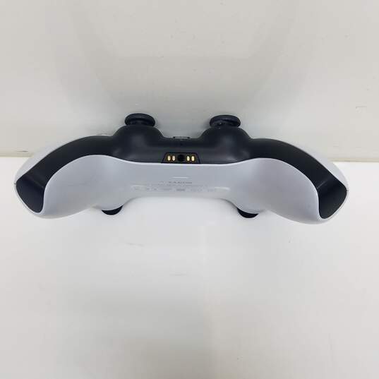 Sony PlayStation 5 DualSense Wireless Controller #1 image number 4