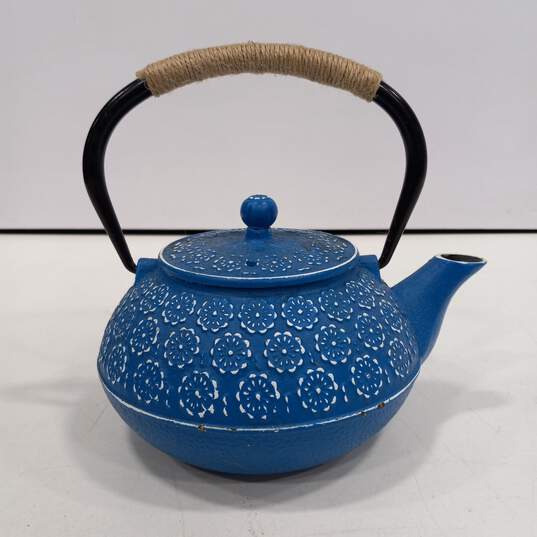 Blue Floral Cast Iron Teapot image number 2