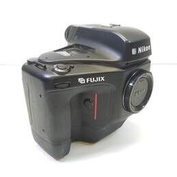 Nikon E2Ns/Fuji DS-515 1.3MP Digital SLR Camera Body Only