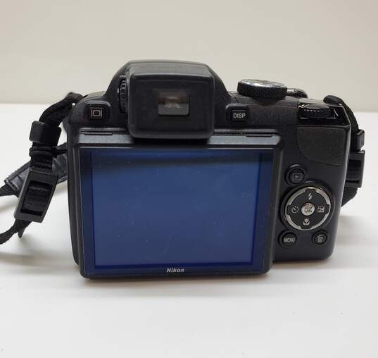 Nikon Coolpix P90 12.1MP Digital Camera Untested image number 4