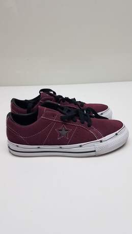Converse One Star Sneaker - Burgundy Size 3.5