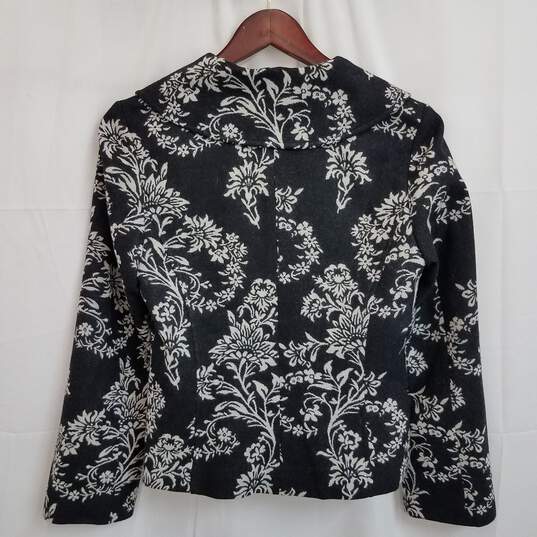 Pendleton black and gray damask floral wool button up jacket women's 6 image number 1