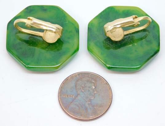 Vintage Creamed Spinach Bakelite Gold Tone Clip On Earrings 8.8g image number 6