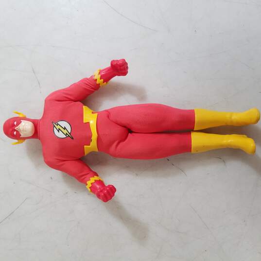 Vintage 1998 Hasbro The Flash 12 in. Action Figure image number 1