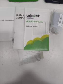 Cricket Icon 2 Smartphone alternative image
