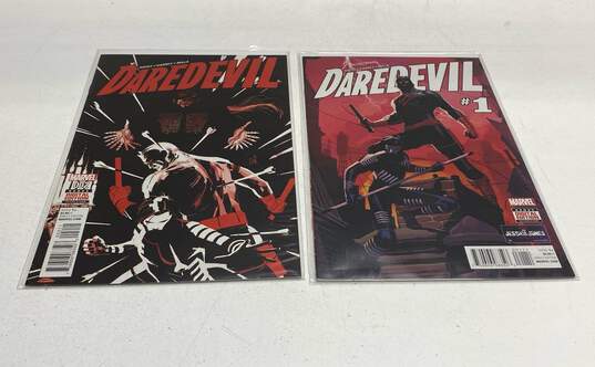 Marvel Daredevil Comic Books image number 3