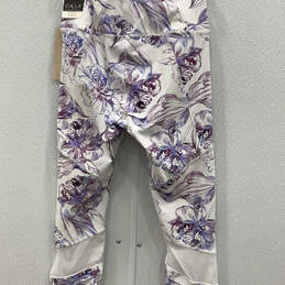 NWT Womens White Floral Print Regular Fit Cropped Leggings Size Medium alternative image