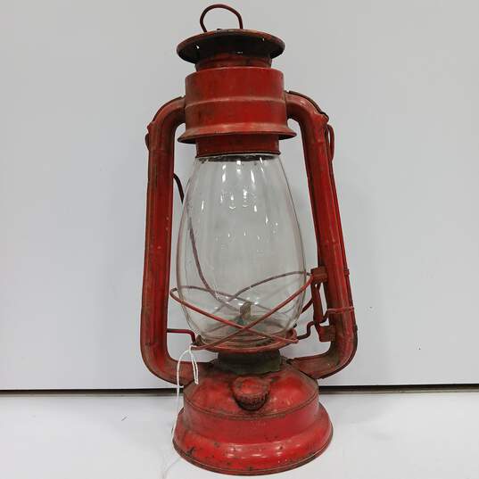 Vintage Winged Wheel Red Metal Oil Lamp No. 500 image number 2