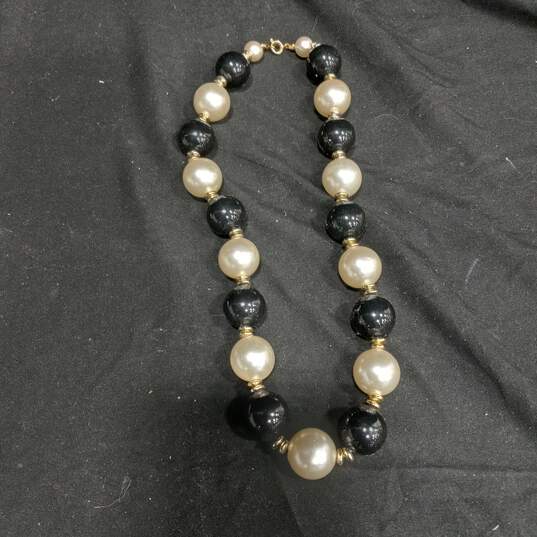 Bundle of Assorted Faux Pearl Fashion Jewelry image number 4