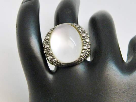 Michael Dawkins 925 White Mother of Pearl Shell Cabochon Granulated Bubbles Chunky Ring 17.5g image number 3