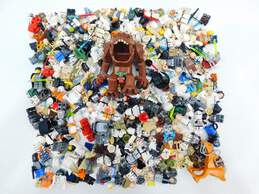 1.5 LBS LEGO Star Wars Minifigures Bulk Box