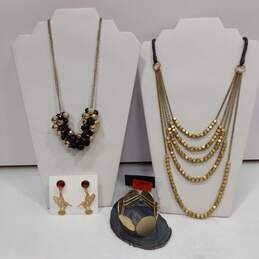 Bundle of Assorted Black & Gold Tone Fashion Costume Jewelry