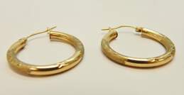 10K Yellow Gold Etched Hoop Earrings 1.7g alternative image