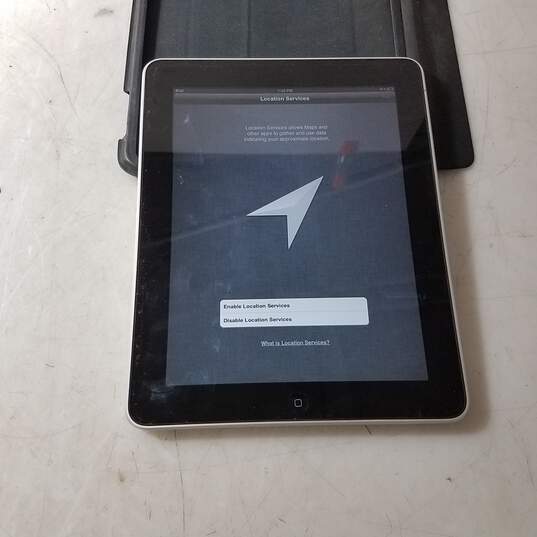 Apple iPad Wi-Fi (Original/1st Gen) Model A1219 Storage 64 GB image number 2