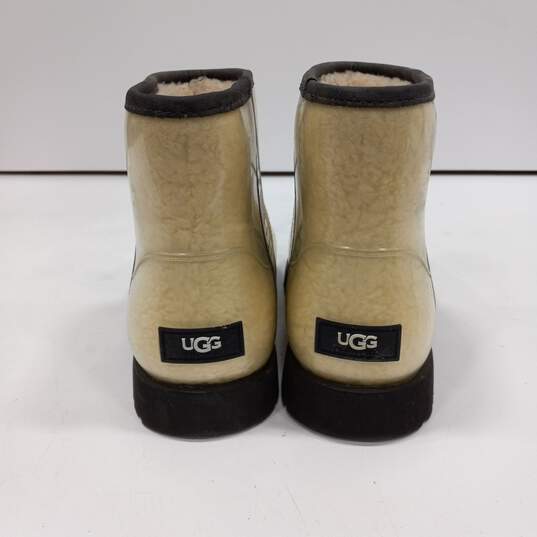 Ugg Women's  Classic Clear Mini Boots Size 9 image number 4