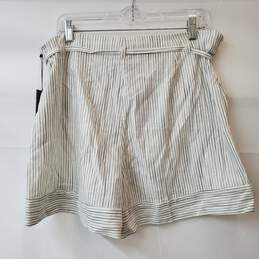 Vince Camuto White Linen Smocked Waist Shorts alternative image