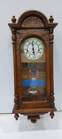 Vintage Howard Miller Model 612-462 Wooden Wall Clock