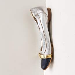 Attilo Giusti Leombruni Women's Silver Leather Flats Size 4 alternative image