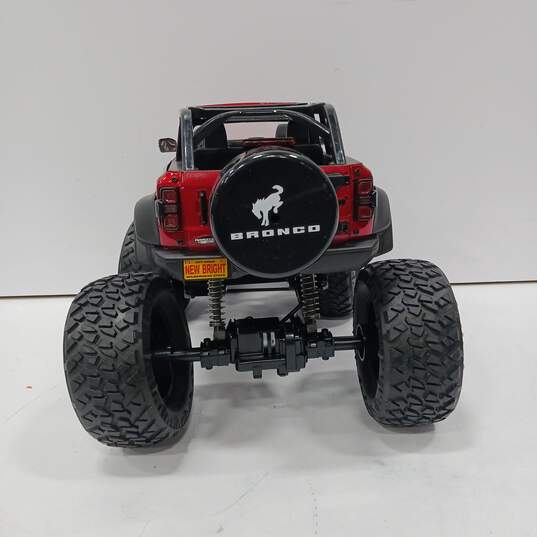 New Bright Ford Bronco Battery RC Red 4x4 1:10 Scale image number 4