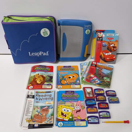 Leap Frog Educational Laptop w/ Book & Cartridge Bundle image number 7