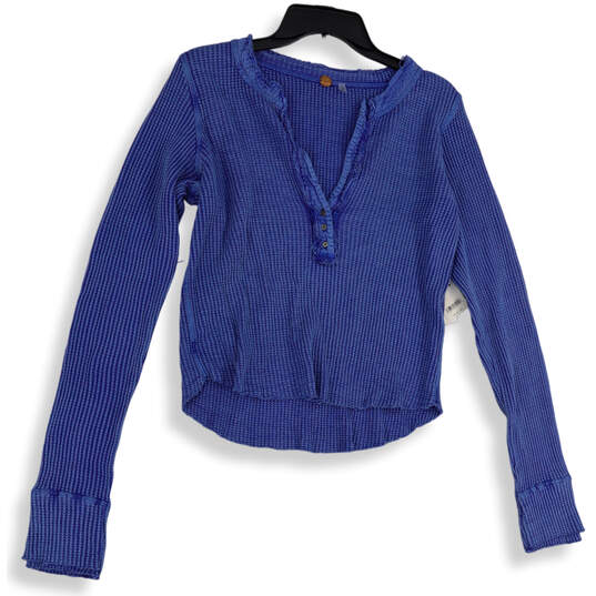 NWT Womens Blue Waffle Knit Henley Neck One Colt Thermal Blouse Top Size L image number 1
