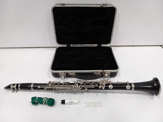 Artley Clarinet w/ Case image number 2