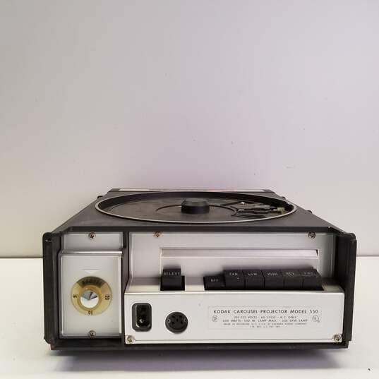 Kodak Carousel Projector Model No. 550 image number 5