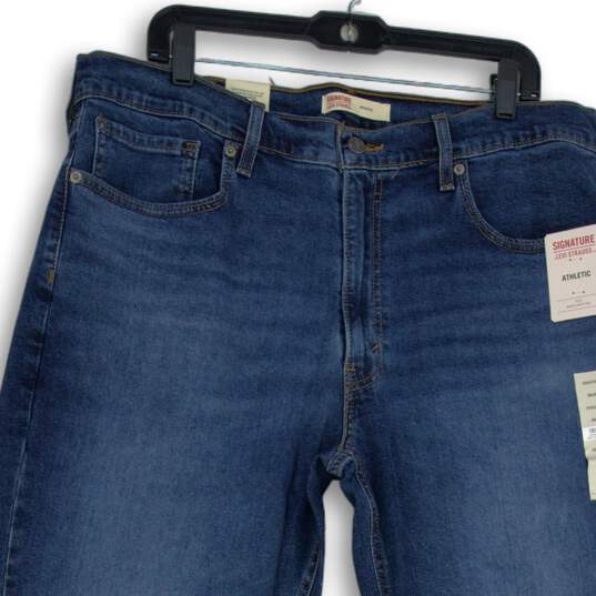 NWT Mens Blue Denim Dark Wash 5-Pocket Design Straight Leg Jeans Size 38x30 image number 3