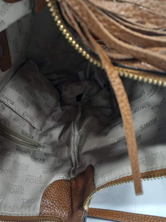 Michael Kors Pebble Grain Pattern Brown Leather Shoulder Handbag image number 4