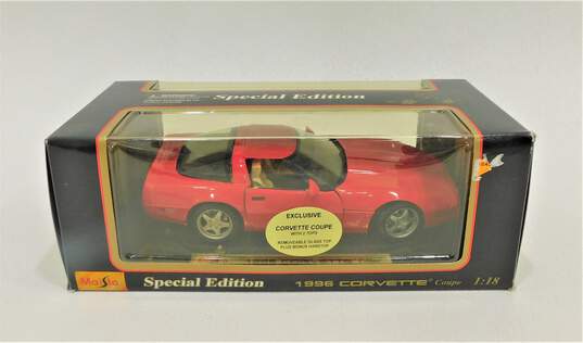 Maisto Special Edition 1996 Chevy Corvette Coupe 1/18 Scale Red Diecast image number 1