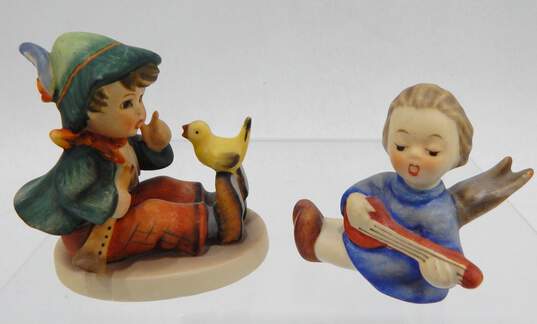 Vintage Goebel Hummel Angel with Lute #238 & Singing Lesson #63 Figurines image number 3
