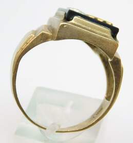 Vintage 10K Yellow Gold Diamond Accent Onyx M Initial Ring 8.6g alternative image