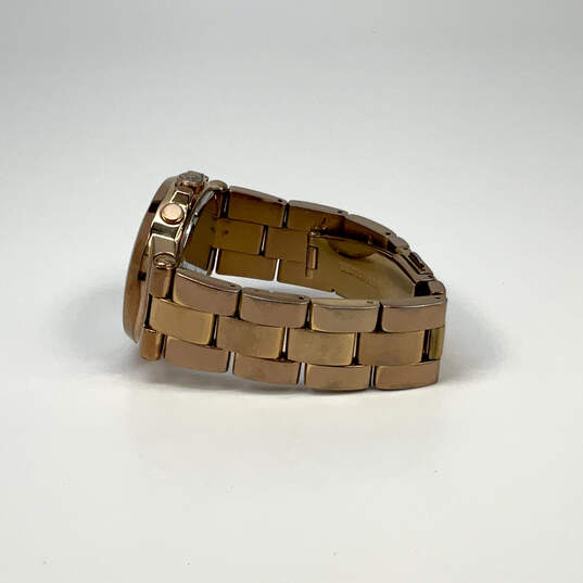 Designer Michael Kors MK-5223 Rose Gold Tone Runway Chronograph Wrist Watch image number 2