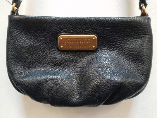 Marc by Marc Jacobs Leather New Q Percy Crossbody Black image number 2