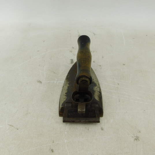 Antique Standard Hotpoint Iron Electric Heating Co Wood Handled Model H W/Base image number 3