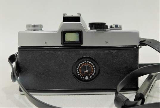 Minolta SRT 101 35mm SLR Film Camera w/ 80-200mm Lens image number 3