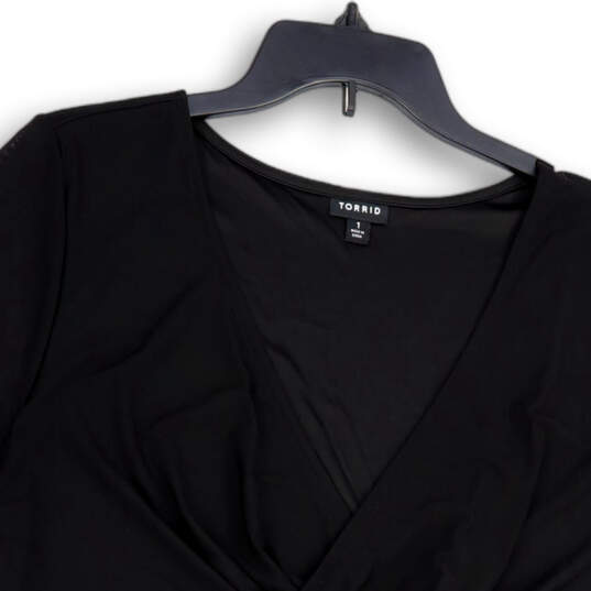 Womens Black V-Neck Side Ruched Short Sleeve Pullover Blouse Top Size 1 image number 3