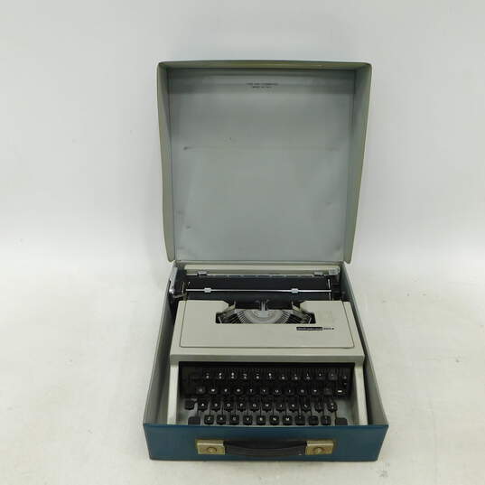 1968 Olivetti Underwood Dora Portable Typewriter w/ Case image number 1