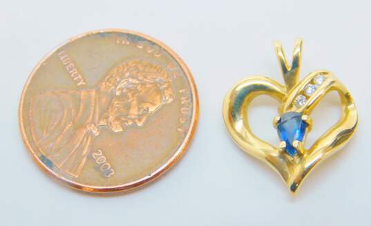 14K Yellow Gold Sapphire 0.03 CTTW Diamond Ribbon Heart Pendant 1.5g image number 4