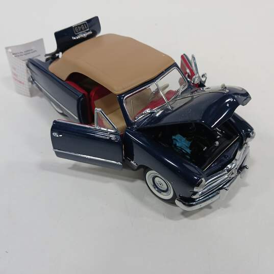 Franklin Mint 1949 Ford Convertible Die Cast Model in Box image number 3