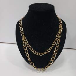 Bundle of Assorted Gold Tinted Fashion Costume Jewelry alternative image