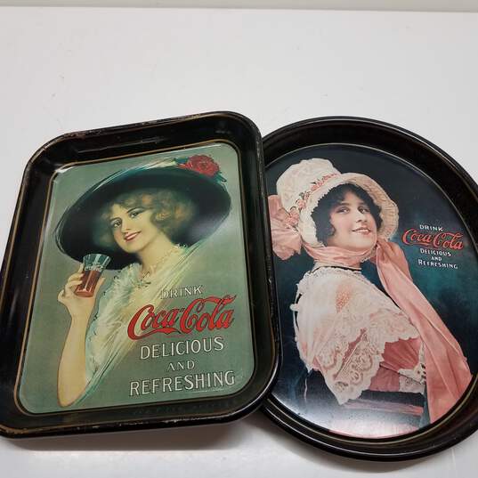 Retro Set of 2 Coca-Cola Art Serving Trays image number 3