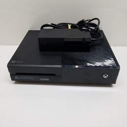 Microsoft Xbox One 500GB Console Bundle with Games #3 alternative image