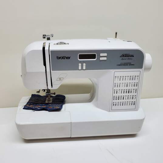 Brother CE-5000PRW Project Runway Limited Edition Sewing Machine image number 1