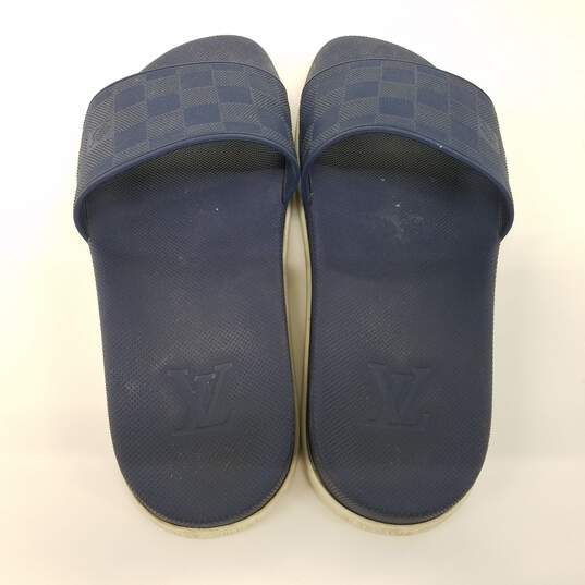 Louis Vuitton Blue Damier Embossed Rubber Waterfront Slides Men's Size 9.5 image number 5