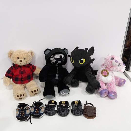 Buy the Bundle Of 4 Build A Bear Stuffed Animals And Shoes | GoodwillFinds