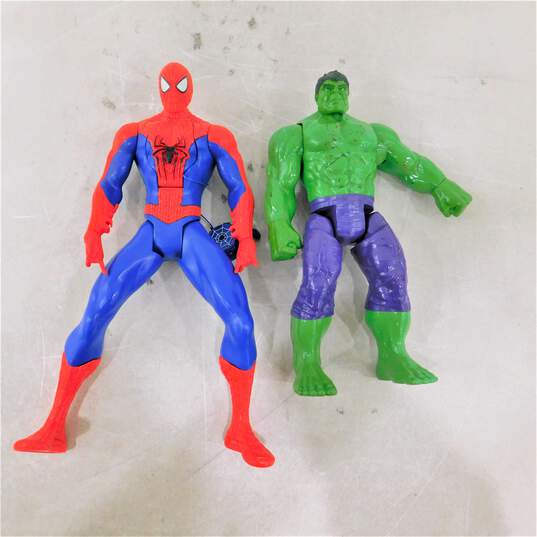 Marvel Hasbro 18inch Action Figures Spiderman Hulk image number 1